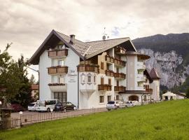 Hotel Belvedere Srl, hotel v destinácii Fai della Paganella