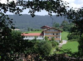 Appartmenthaus Moos Bäu, 4-stjernershotell i Lam