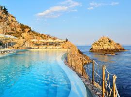 UNAHOTELS Capotaormina, hotel v Taormine