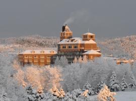 Sendai Royal Park Hotel, family hotel sa Sendai