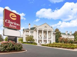 Clarion Inn Willow River, ξενοδοχείο σε Sevierville