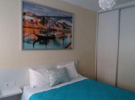 Oporto Vasconcelos Guest House, hotel u gradu 'Vila Nova de Gaia'