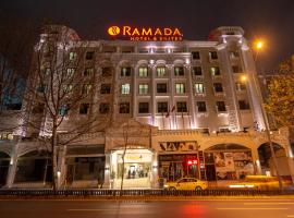 Ramada by Wyndham Istanbul Merter, hotel di Istanbul