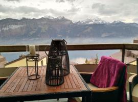 Swiss Seeblick Apartment mit Hotelanbindung, hotel a Beatenberg