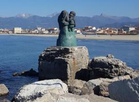 Hotel Sauro, hotel sa Viareggio