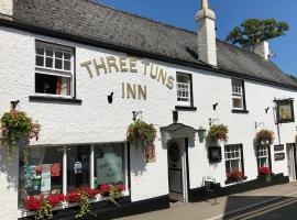 The Three Tuns, panzió Chepstow-ban