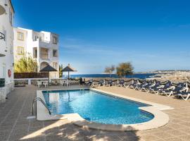 Apartamentos Sol Ponent, hótel í Cala Blanca