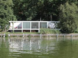 Marina Hausboote und Seelodge, hotel de playa en Berlín