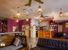 The Explorers Guesthouse and Hostel, privat indkvarteringssted i Kuala Lumpur