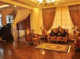 Reina Boutique Hotel - G9, hotel di Islamabad