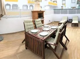 Apartamento Praia de Altura com Terraço, Barbecue, A/C e Wifi