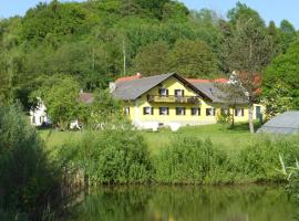 Frühstückspension Krump, Hotel in Bad Waltersdorf