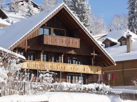 Ackaert Ferienwohnung Top of Thun, hotel sa Thun