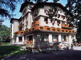 Hotel Des Geneys, hotel i Bardonecchia