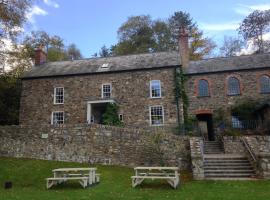 The Farmhouse at Bodnant Welsh Food, hotell i Conwy