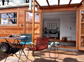 Tiny House Dreischwesternherz โรงแรมในเทรียร์