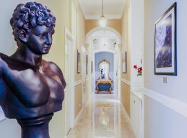 L'Opera Rooms & Suite, hotel in La Spezia