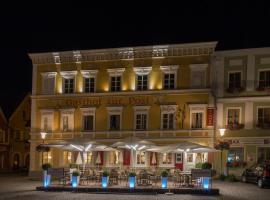 Hotel Gasthof zur Post, hotelli kohteessa Obernberg am Inn