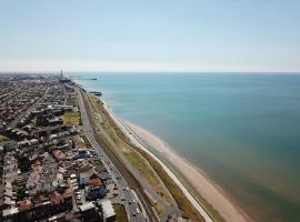 Granada Apartments Queen's Promenade, hotel en Blackpool