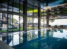 Max Health Resort SPA – hotel w mieście Ustronie Morskie