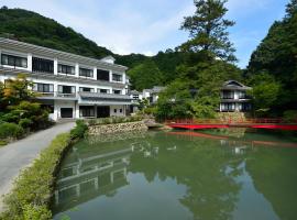 Yumoto Ueyama Ryokan, hotel sa Himeji