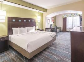 La Quinta by Wyndham Dallas Grand Prairie South, hotel u gradu Grand Preri