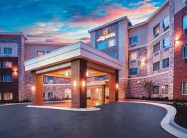 La Quinta by Wyndham St. Paul-Woodbury, hotel na may pool sa Woodbury