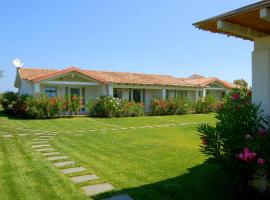 Viesnīca Hotel Budoni Beach pilsētā Budoni