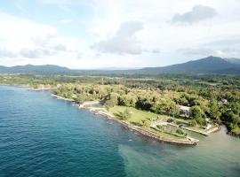 Sanghyang Indah Spa Resort, hotel uz plažu u gradu 'Anyer'