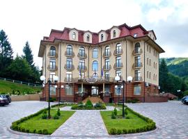 Grand Hotel Pylypets, hotelli kohteessa Pilipets