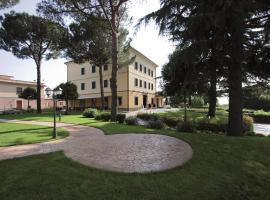 Domus Park Hotel & SPA, hotel em Frascati