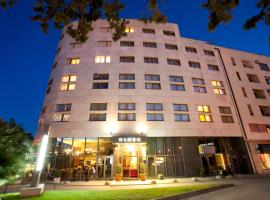 Hotel Globo, khách sạn ở Split