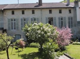 Le Val du Roy, haustierfreundliches Hotel in Joinville