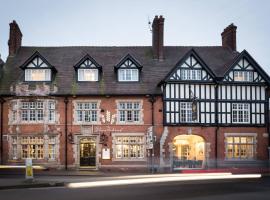 The Wheatsheaf Hotel, Sandbach: Sandbach şehrinde bir otoparklı otel