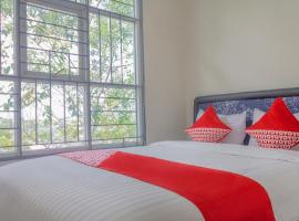 OYO 390 '77 Guesthouse, hotel in Cilandak