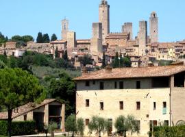 Fattoria Abbazia Monte Oliveto, hotelli kohteessa San Gimignano