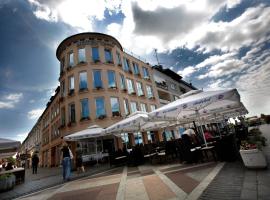 Viesnīca Hotel Savus pilsētā Slavonski Broda