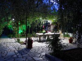 Garden Guesthouse, casa de huéspedes en Skala Kallirakhis