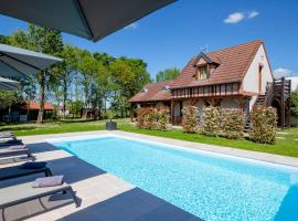 B&B L'Orée du Bois Bourgogne - Adults Only，Saint-Nicolas-lès-Cîteaux的飯店