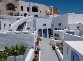 Labyrinth Traditional Houses, villa in Pirgos