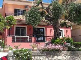 Rapanos Apartments