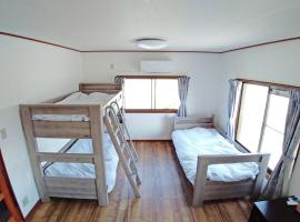 ツバメハウス, bed & breakfast kohteessa Tenri