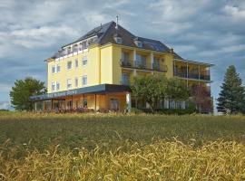 Hotel Perekop, hotel para famílias em Berdorf