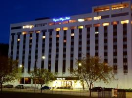 Capital Plaza Hotel, hotel em Frankfort