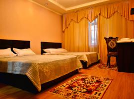 Astoria B&B, готель у місті Ош