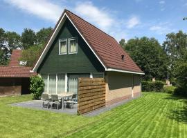 Villa Oscar with sauna in Winterswijk, hôtel à Winterswijk