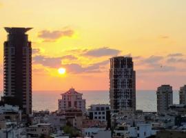 Charming Boutique Studio - TLv Center، فندق في تل أبيب