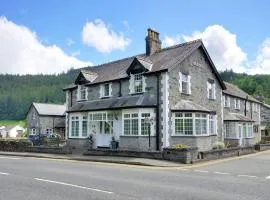 Oakfield Guest House