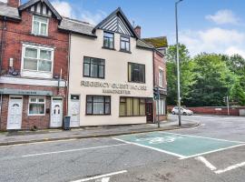 Regency GuestHouse Manchester North, hotel sa Manchester