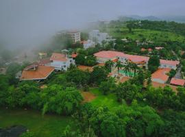 Manas Lifestyle Resort, Igatpuri, viešbutis mieste Igatpuris